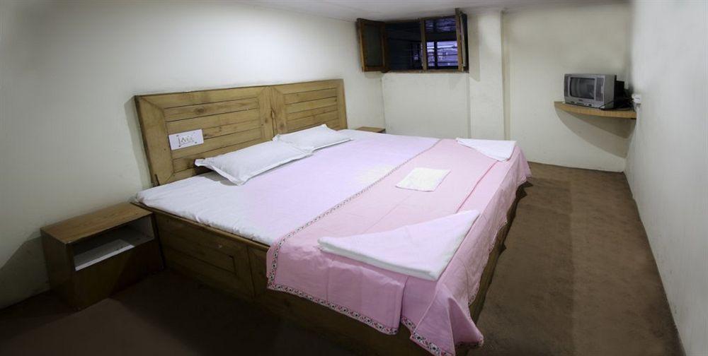 The Shivalik Hotel Manāli Kültér fotó