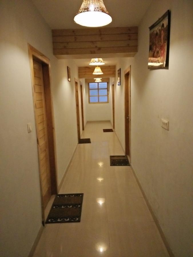 The Shivalik Hotel Manāli Kültér fotó