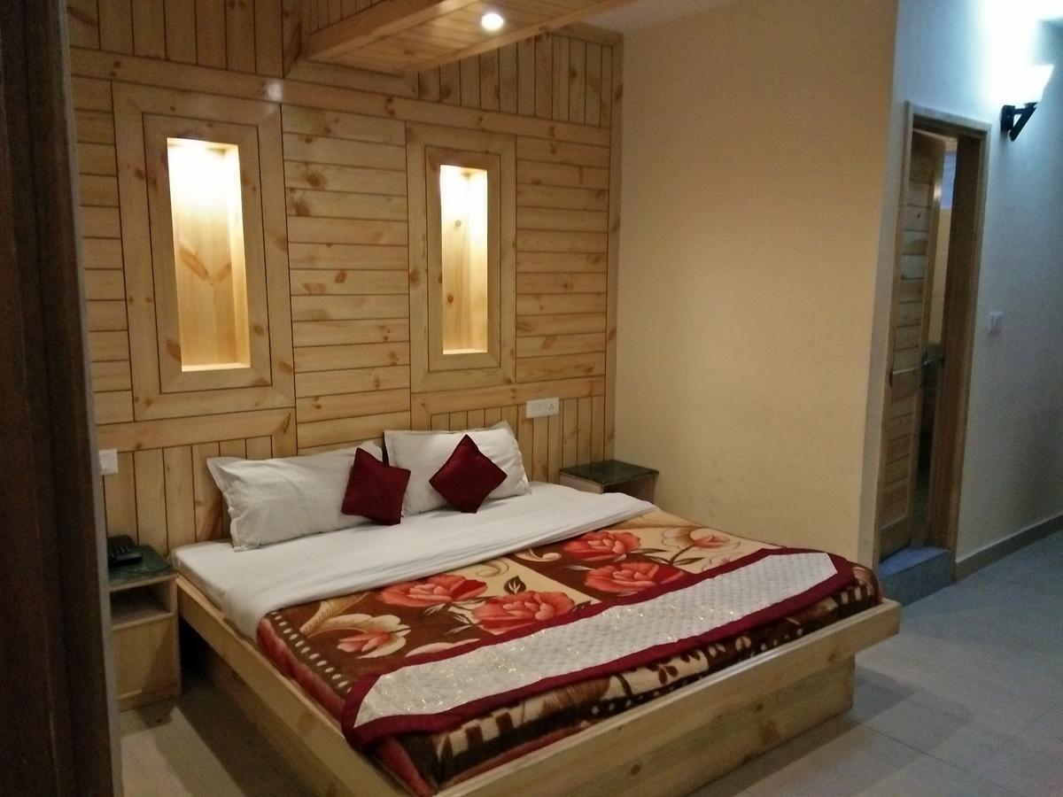 The Shivalik Hotel Manāli Kültér fotó