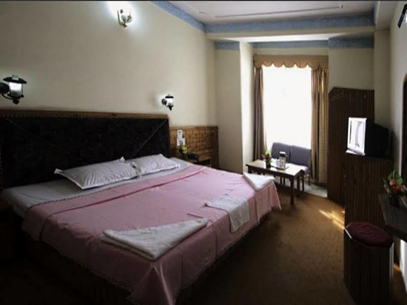 The Shivalik Hotel Manāli Kültér fotó